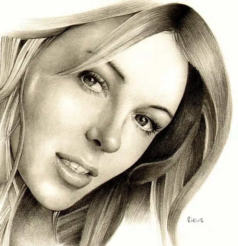 Realistic portrait Liz Hurley by Sébastien Rieu